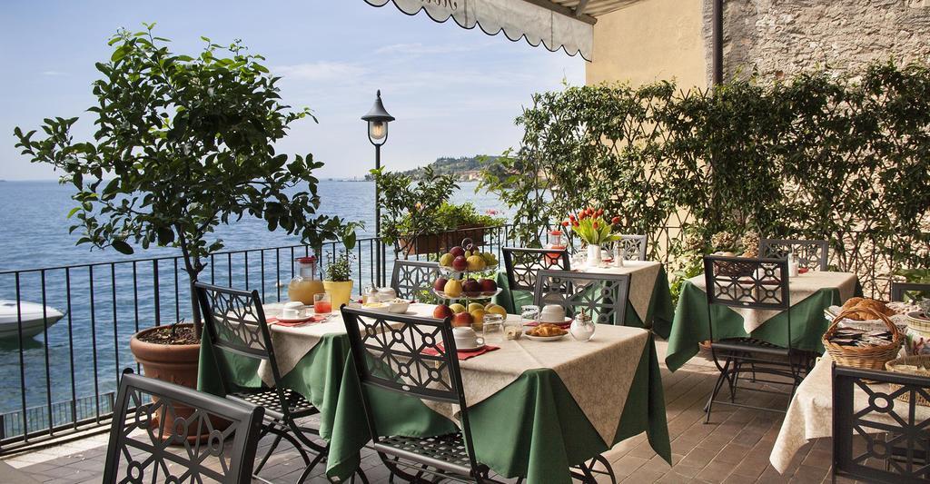 Hotel Garnì Bartabel Gargnano Exterior foto